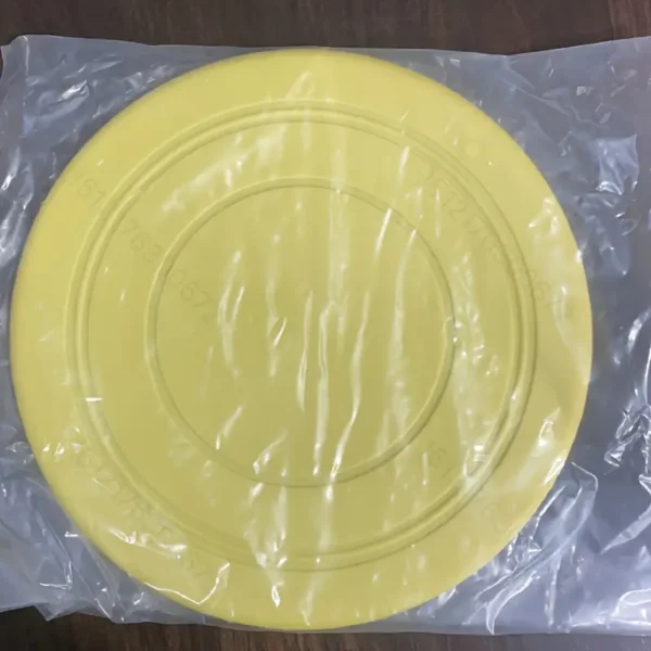 1pc Durable Dog Toy 15.98cm - Interactive Plastic Flying Disc for Small Breeds, Ideal for Pool & Beach Play, Available in Blue, Green, Yellow} - Image 4