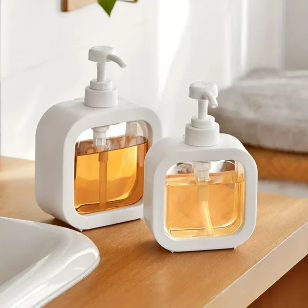 1pc Clear Plastic Soap Dispenser - Press-Type, Refillable Lotion & Shampoo Bottle for Bathroom Organization - Image 5